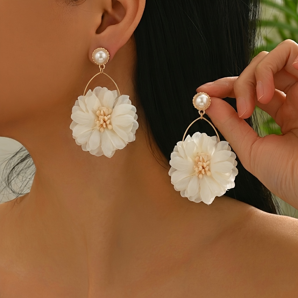 Women's Retro Floral Chrysanthemum Earrings, Daily All-Match